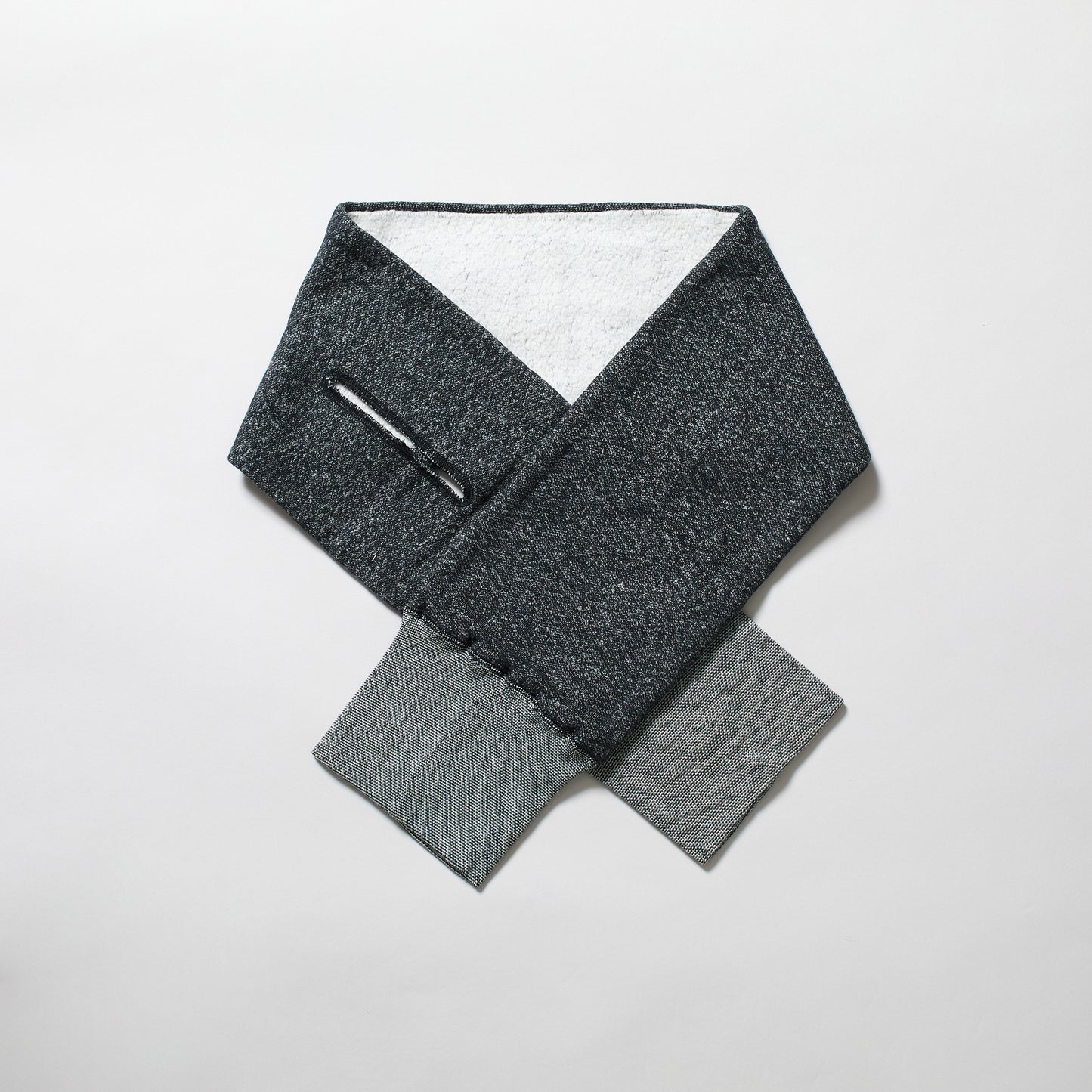 SACRAMENT   SLIT SCARF　KP2303MS